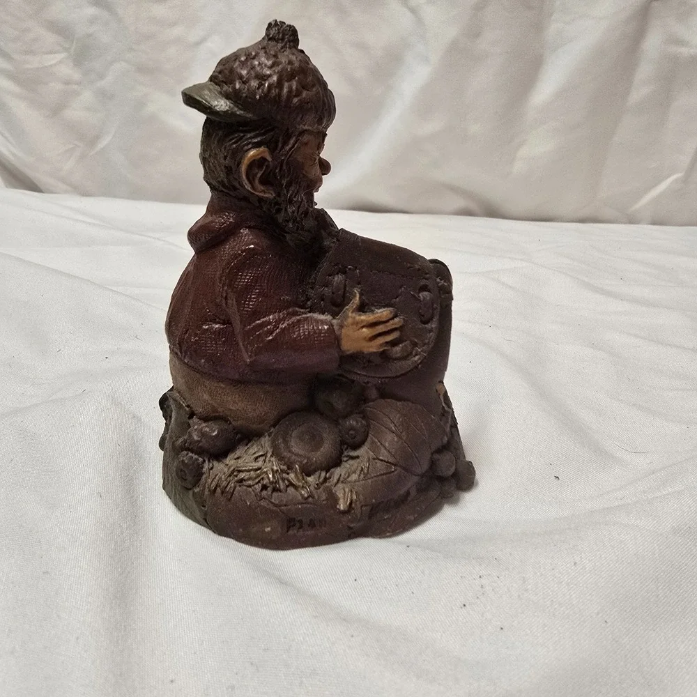 1991 Tom Clark Gnome Figure Yogi Baseball Glove Woodspirits Collection Used VTG